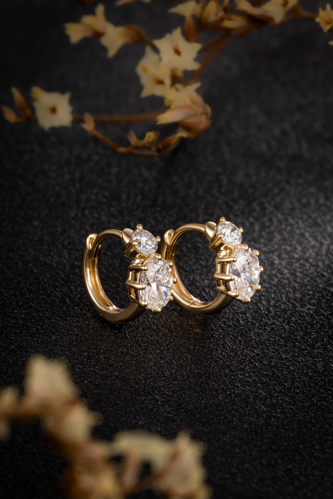 Serwa Jewellery | Golden Duet – 18K Lab-Grown Diamond Earrings