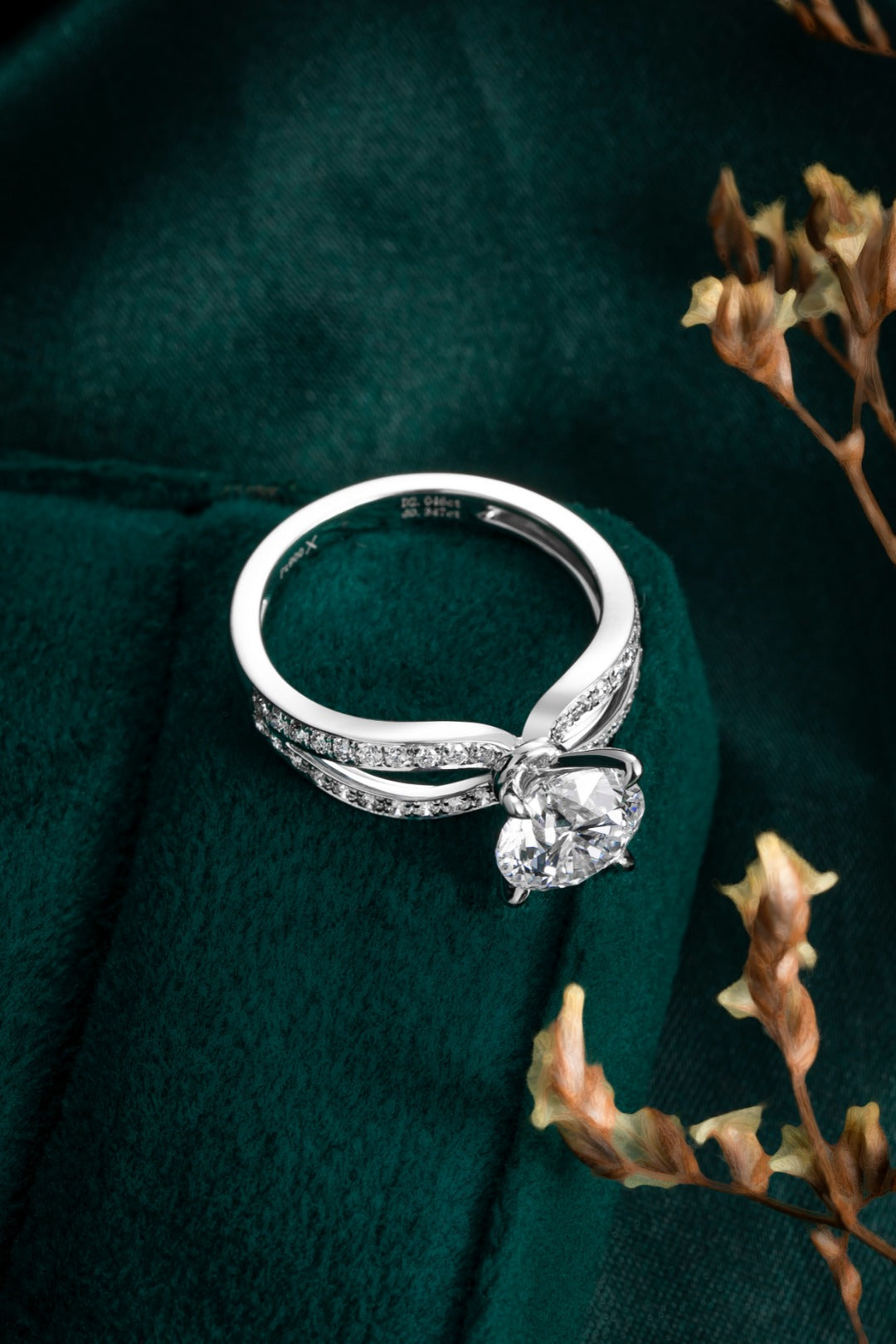 Serwa Jewellery | Radiant Flow – PT900 Lab-Grown Diamond Ring