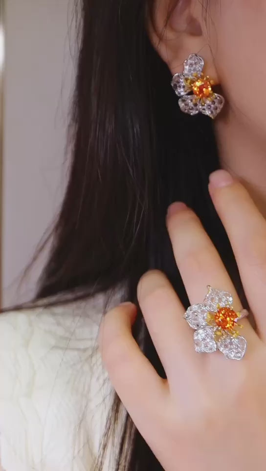 Serwa Jewellery | Spessartite Garnet Set with 18K Gold and Diamonds