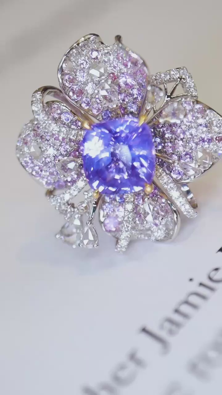 Serwa Jewellery | Elegant Flower Design 3.03ct Unheated Purple-Blue Sapphire Ring with 18K Gold and Diamond