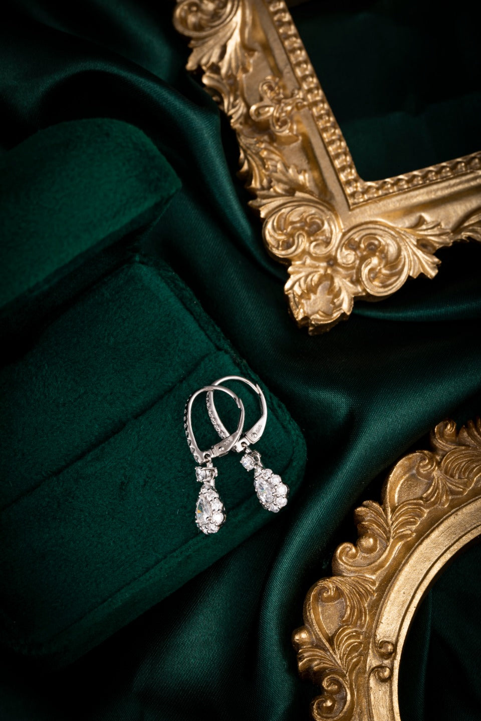 Serwa Jewellery | Luminous Tear – PT950 Lab-Grown Diamond Earrings